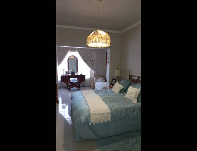 5 BEDROOM HOUSE FOR SALE IN EPWORTH